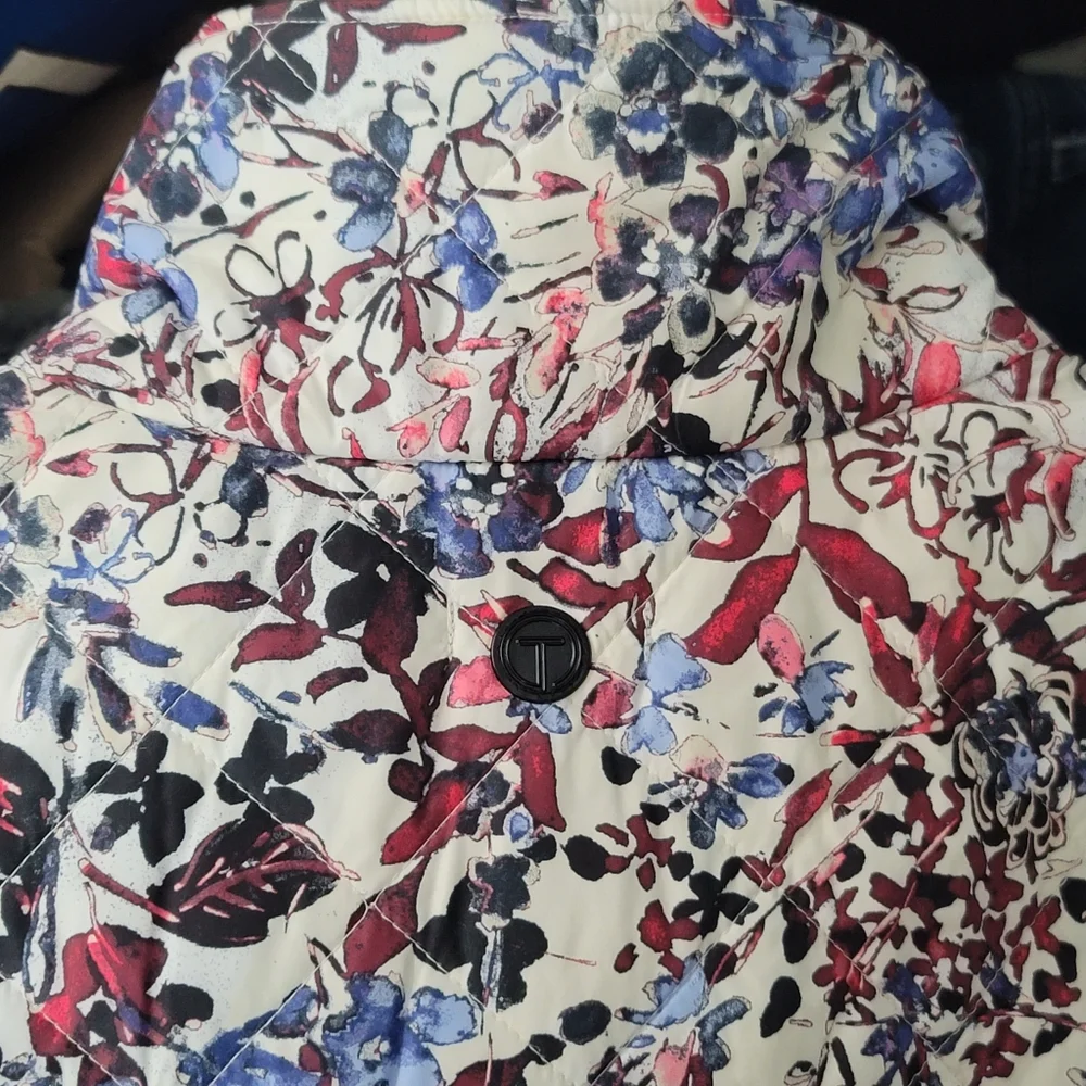 Talbots Quilted Mixed Media Jacket Blue Red Watercolor Garden - Picture 12 of 13